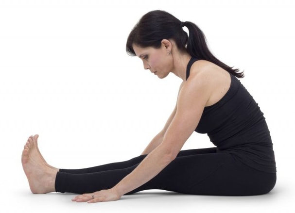 how to do hamstring stretches